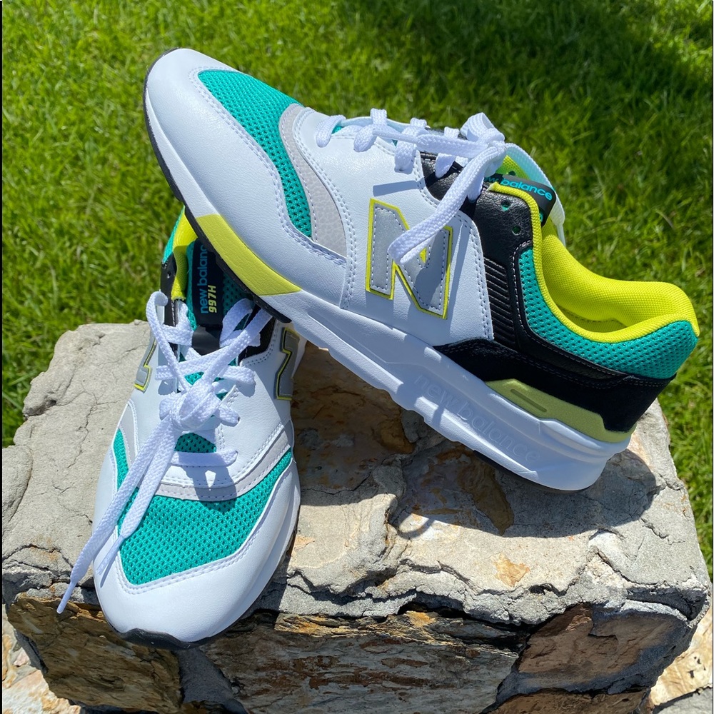 NEW BALANCE 997 CASUAL SNEAKERS